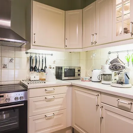 Kiko Vintage Apartment,near Metro & Bus Station. Apartment *