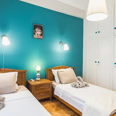Kiko Vintage Apartment,near Metro & Bus Station. Apartment *